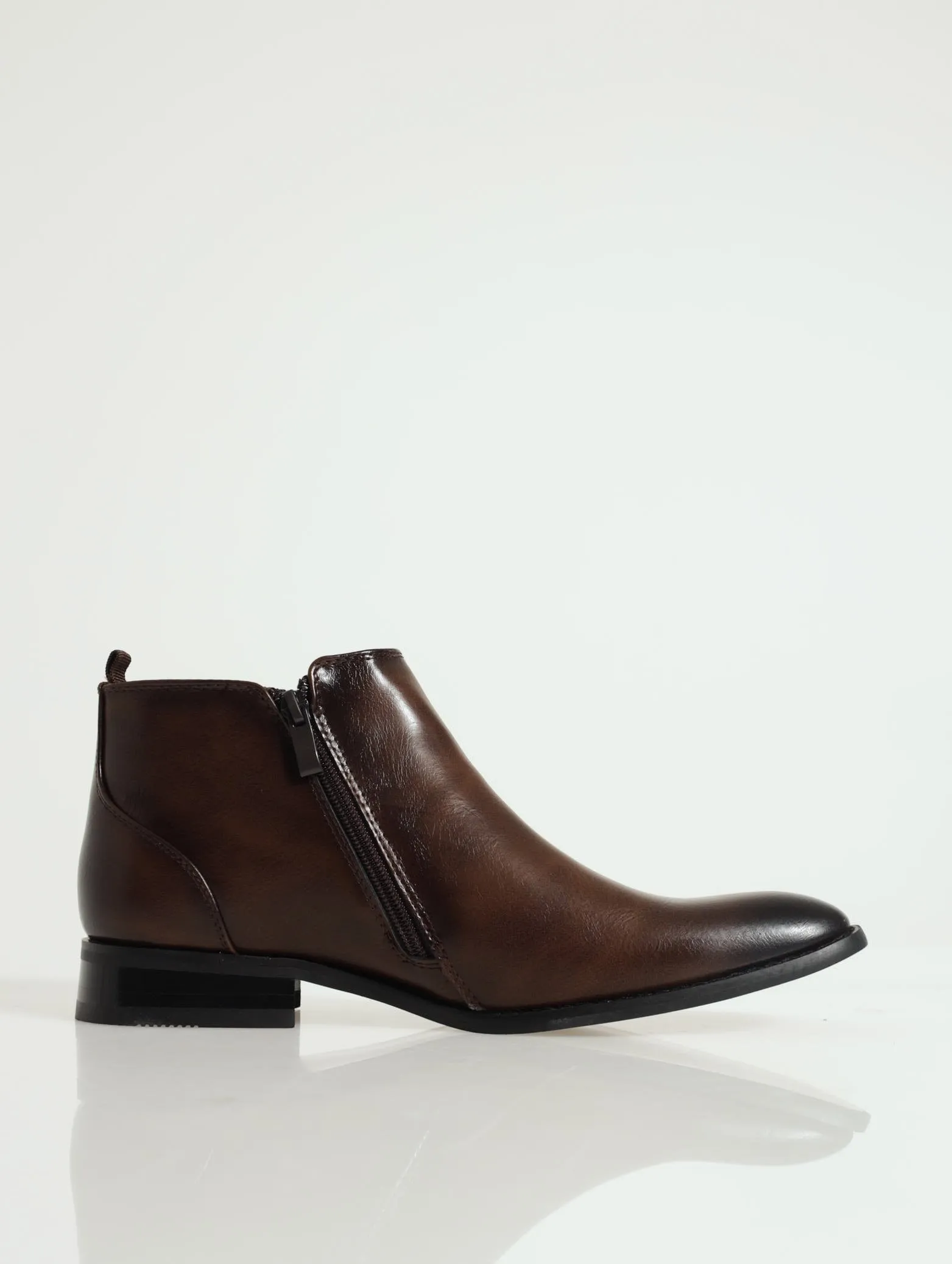 Angled Gusset Chelsea Boot - Brown