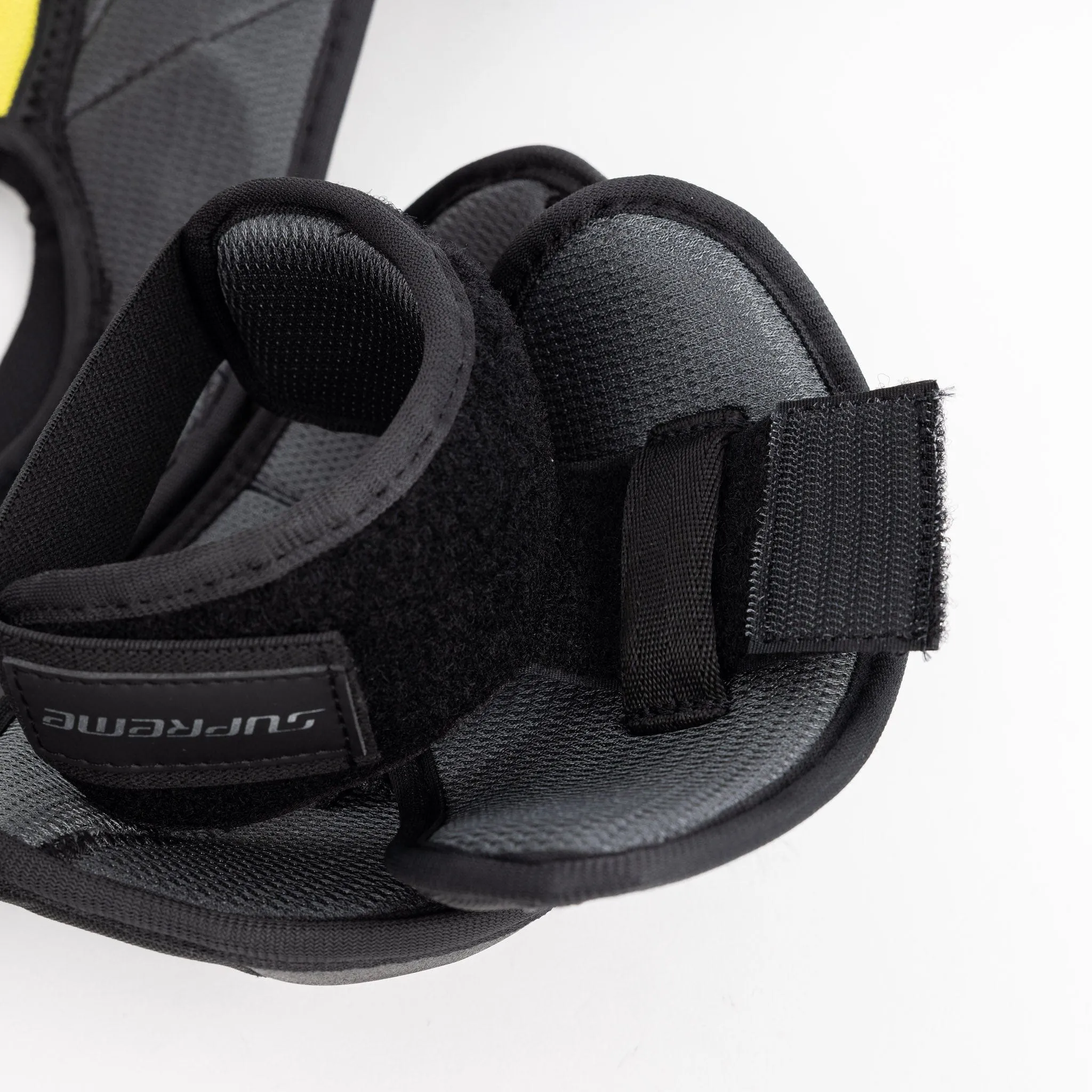 Bauer Supreme Mach Intermediate Hockey Shoulder Pads