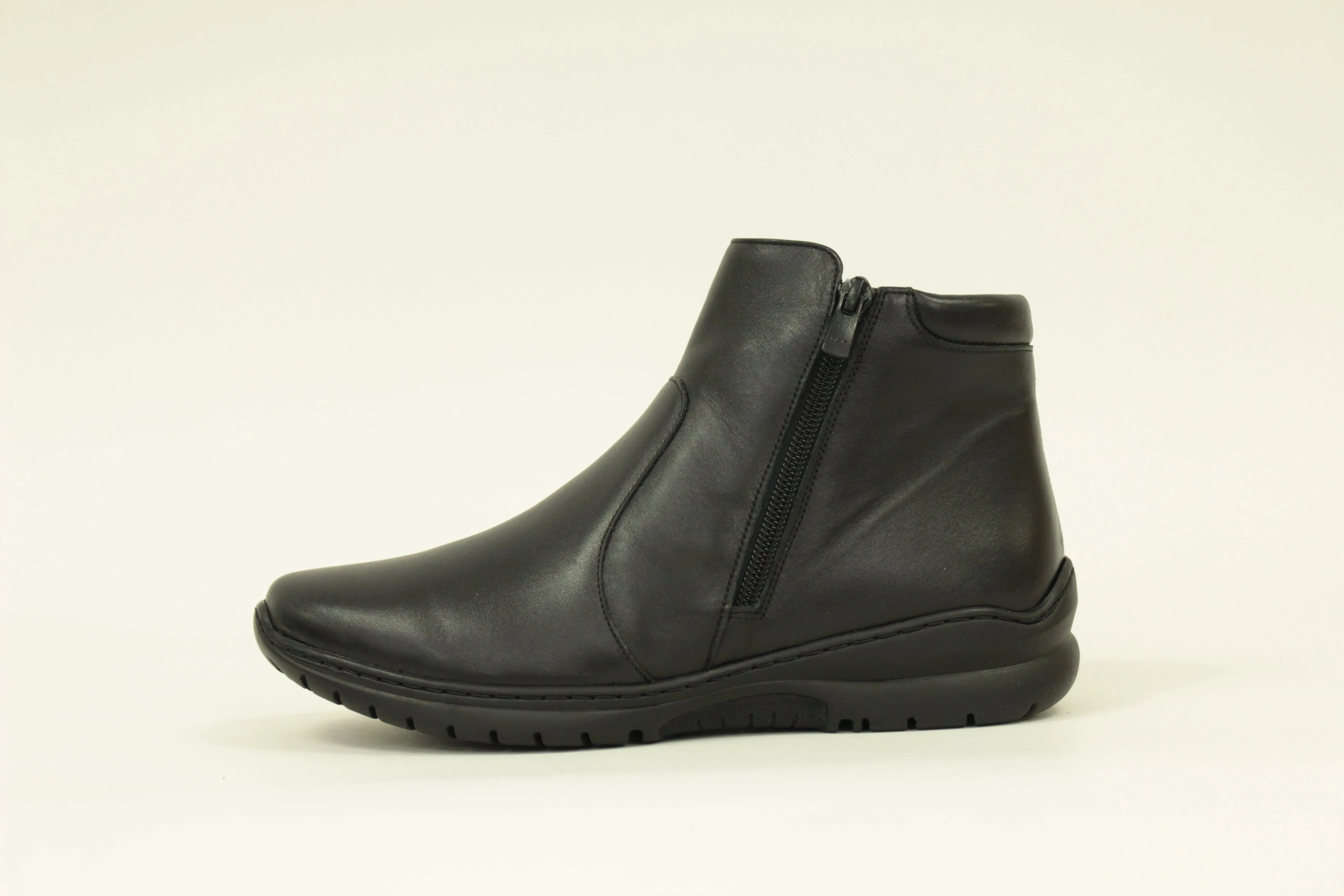 Bella Ladies Comfort Boot EE
