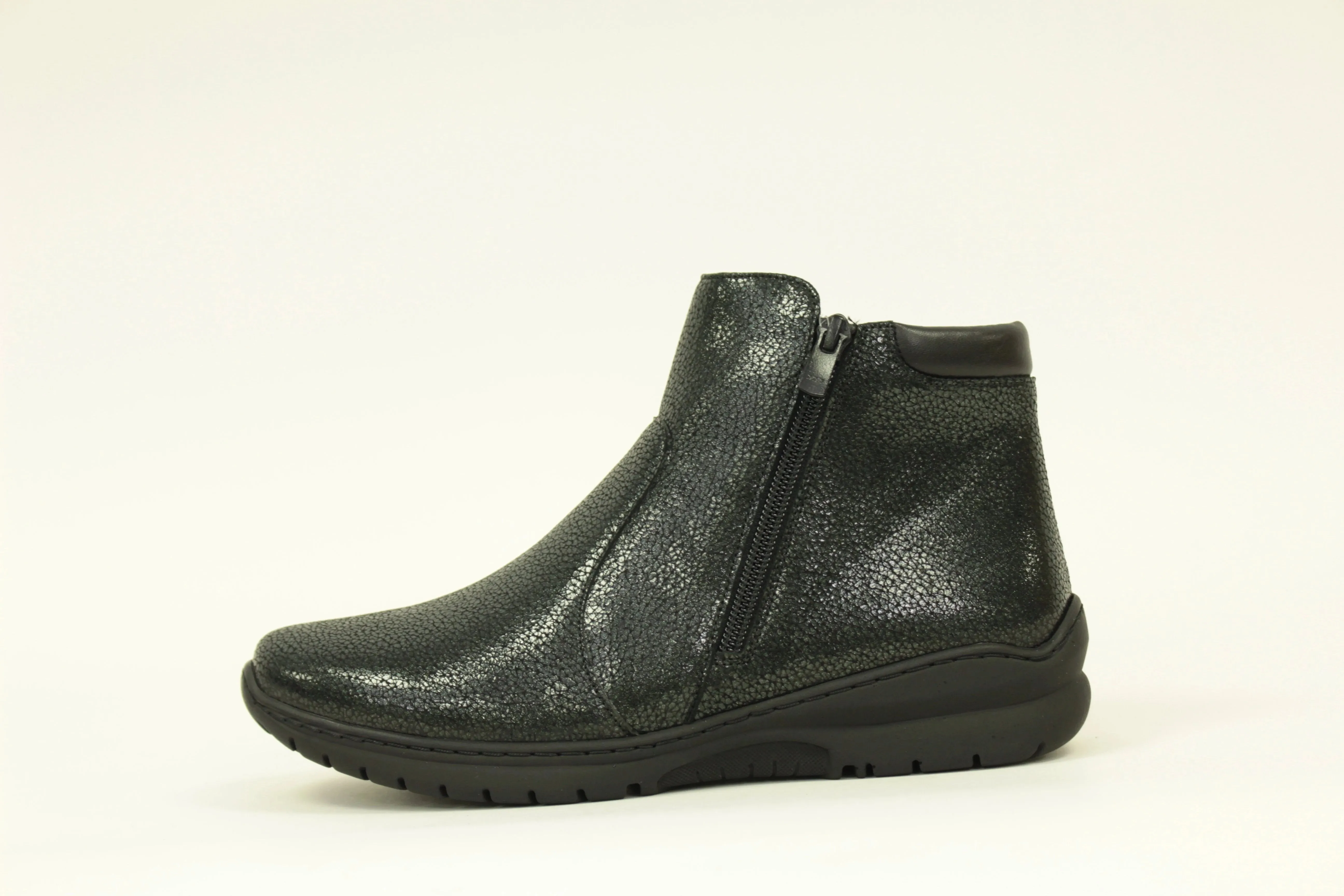 Bella Ladies Comfort Boot EE