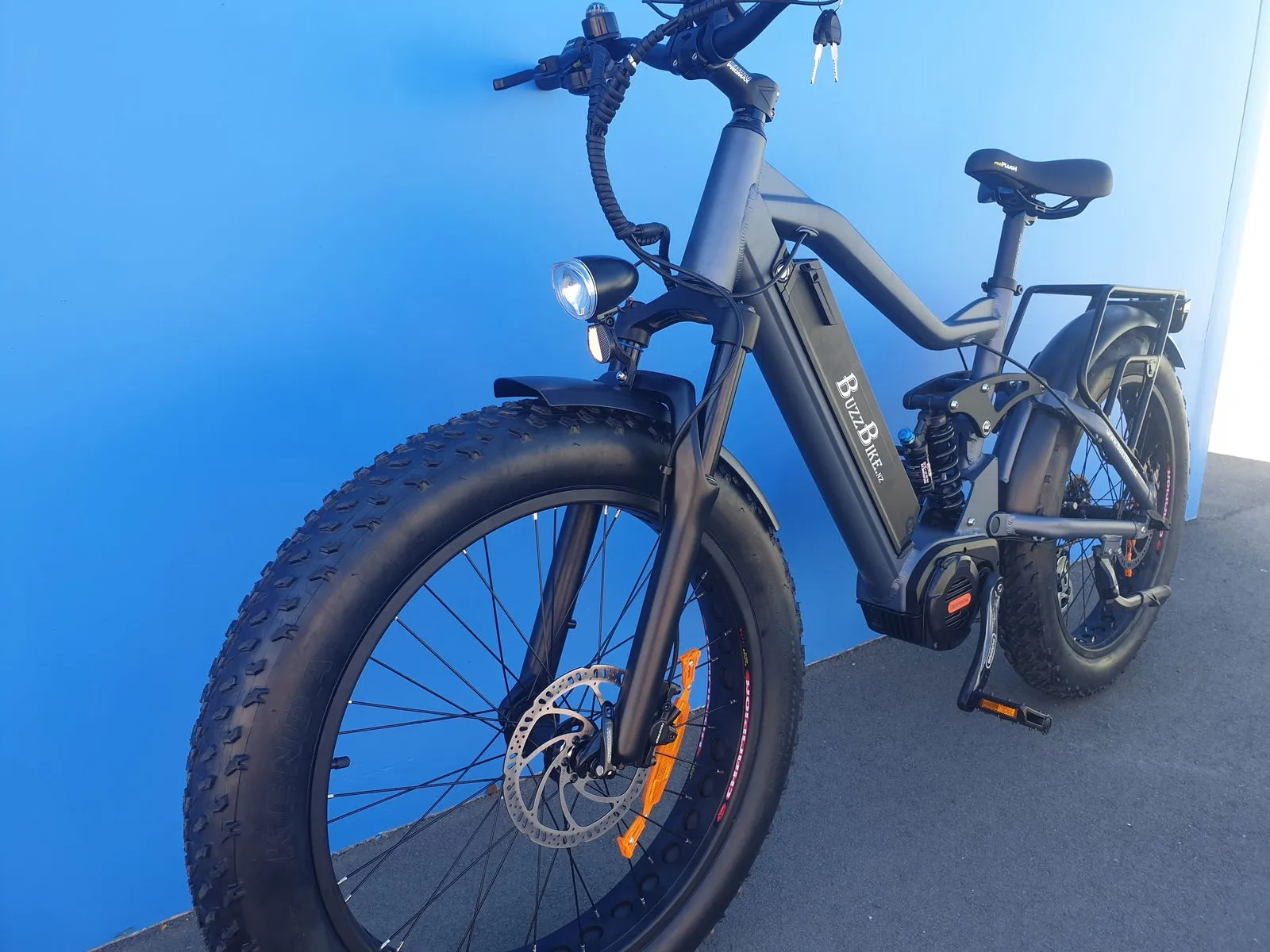 BUZZ BIKE FOREST HUNTER 24"X 4 " WHEEL