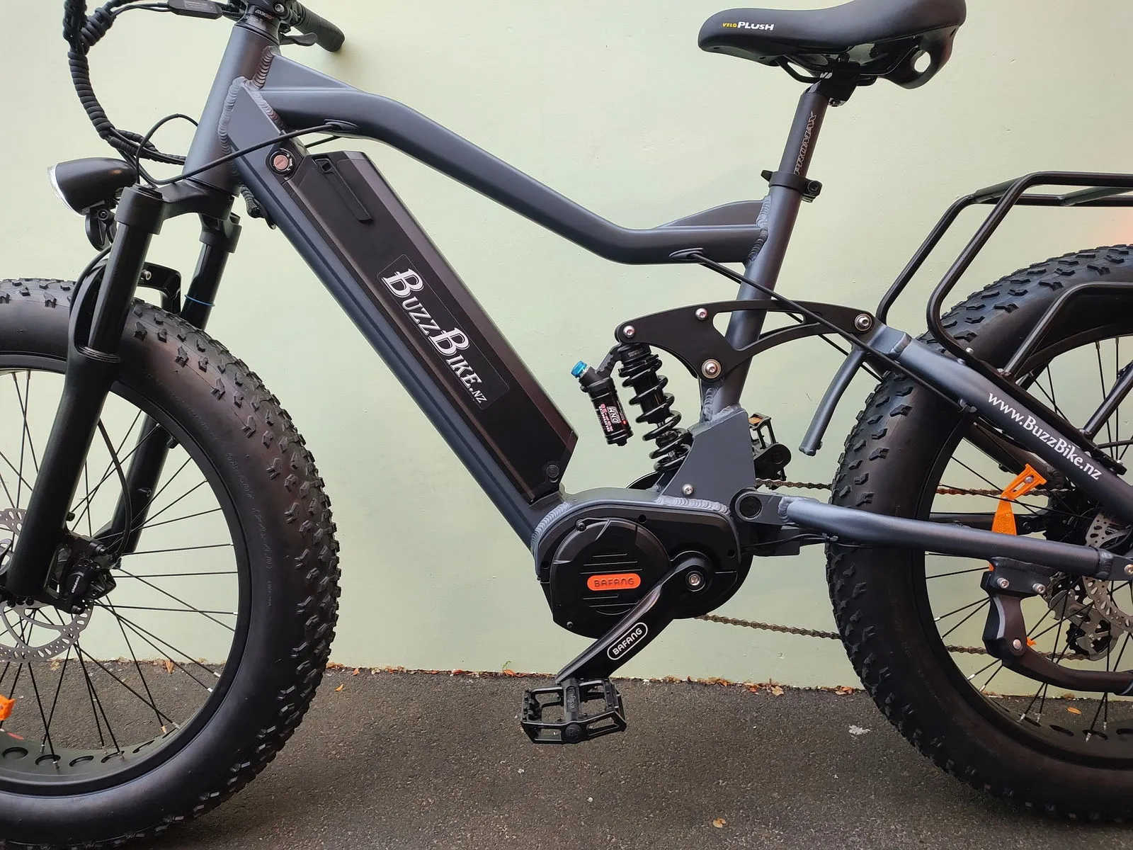 BUZZ BIKE FOREST HUNTER 24"X 4 " WHEEL