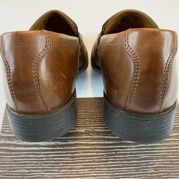 CLARKS TILDEN WAY PENNY LOAFER Size 11 Brown Camel Leather Slip on