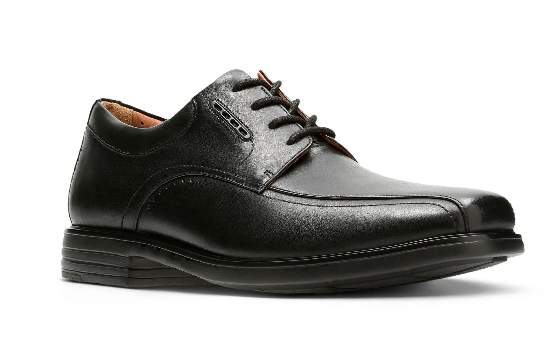 Clarks  Un Kenneth Way Black Leather 28044