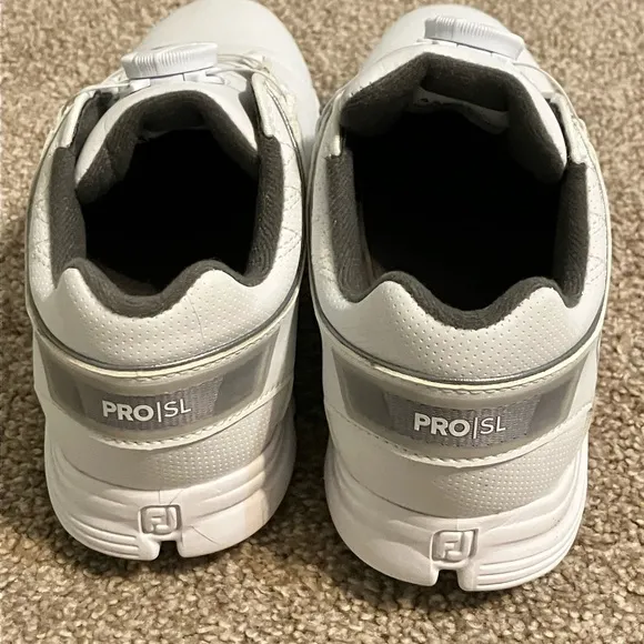 FootJoy White Junior GJ Golf Shoes Size 2 M NWOT