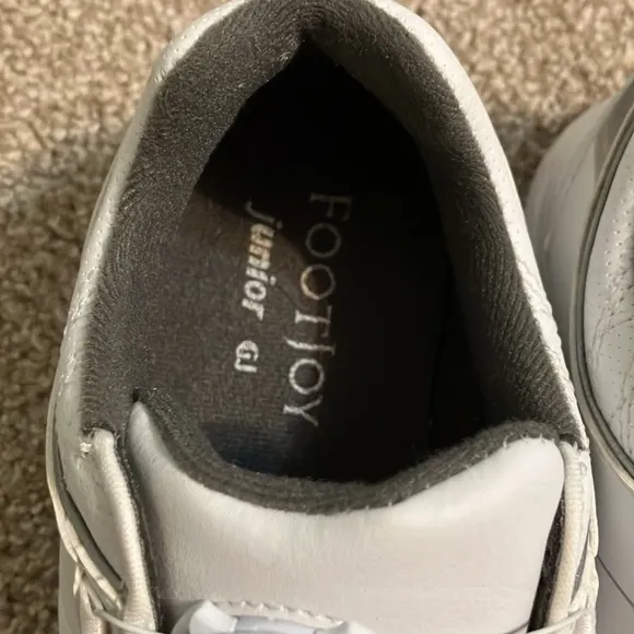 FootJoy White Junior GJ Golf Shoes Size 2 M NWOT