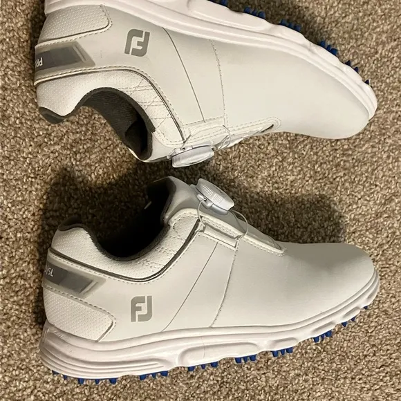 FootJoy White Junior GJ Golf Shoes Size 2 M NWOT