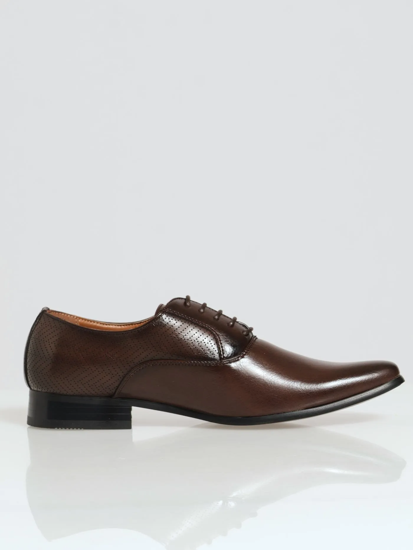 Full Pin Punch Back Quarter Lace Up Oxford Shoe - Brown