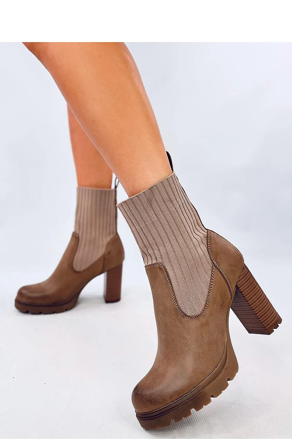 Heel boots