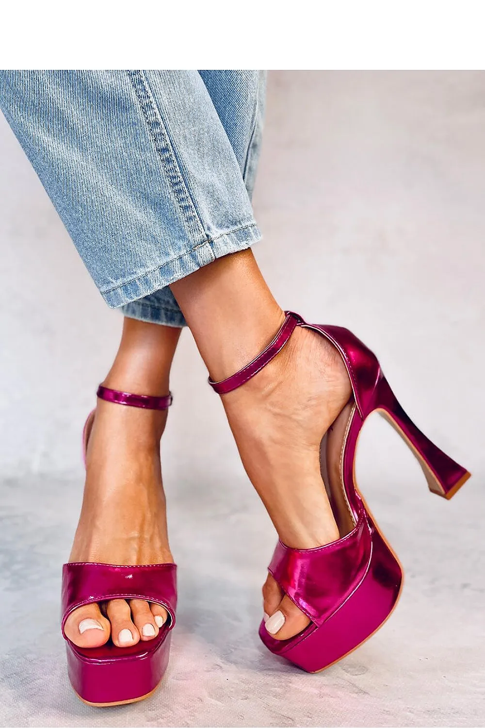 Heel sandals
