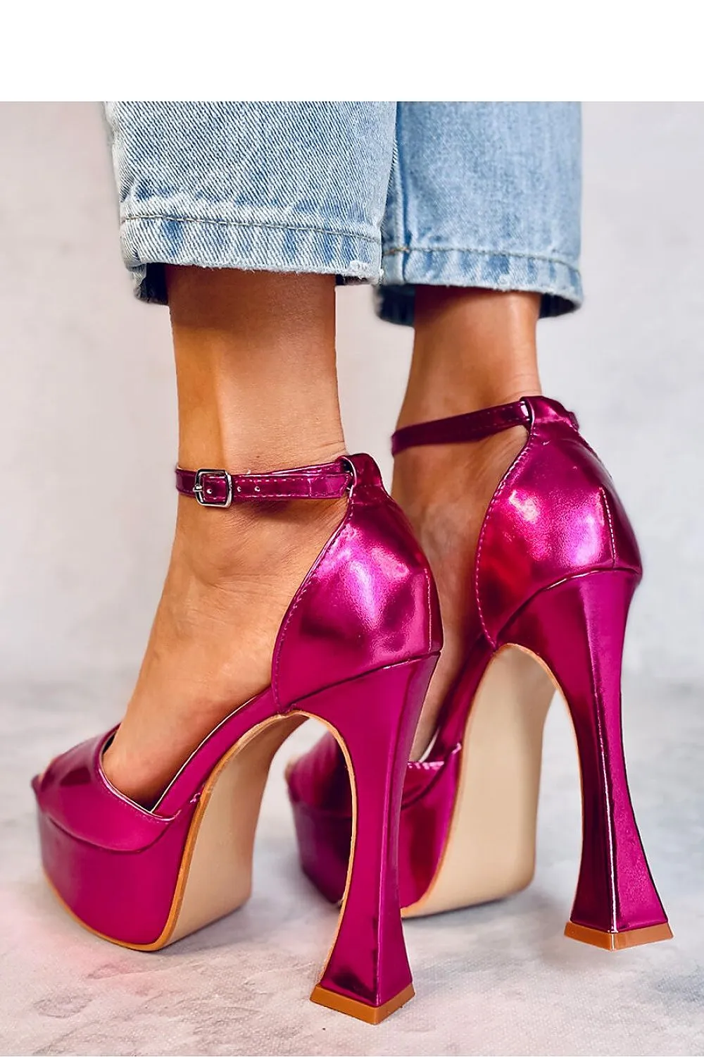 Heel sandals