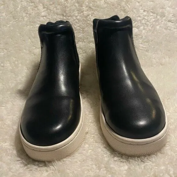 J/Slide Black Joggle Leather Boot Size 6