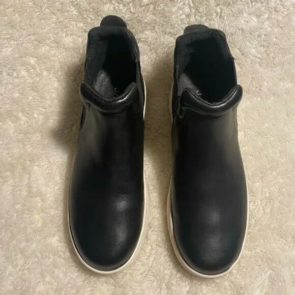 J/Slide Black Joggle Leather Boot Size 6