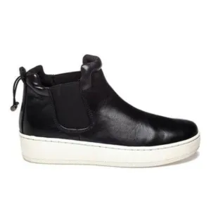 J/Slide Black Joggle Leather Boot Size 6