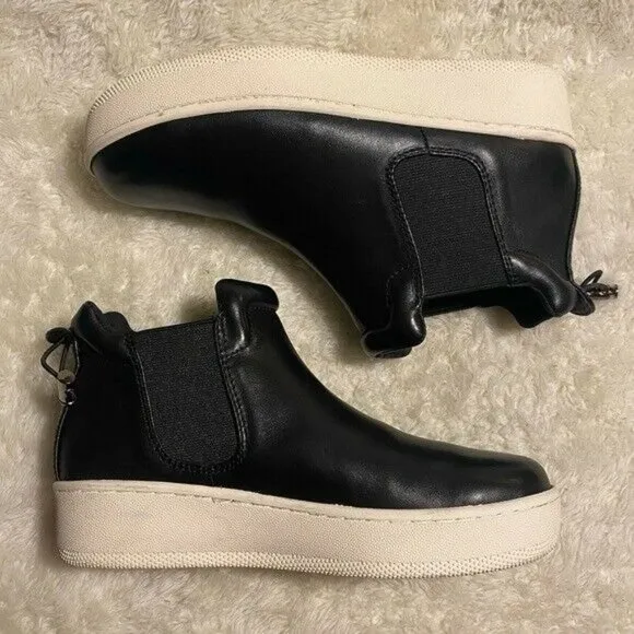 J/Slide Black Joggle Leather Boot Size 6