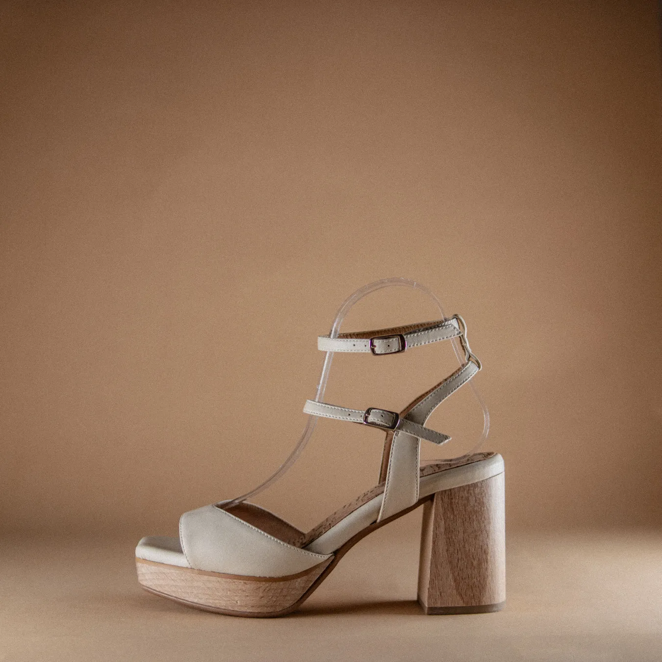 Lola Platform Sandal