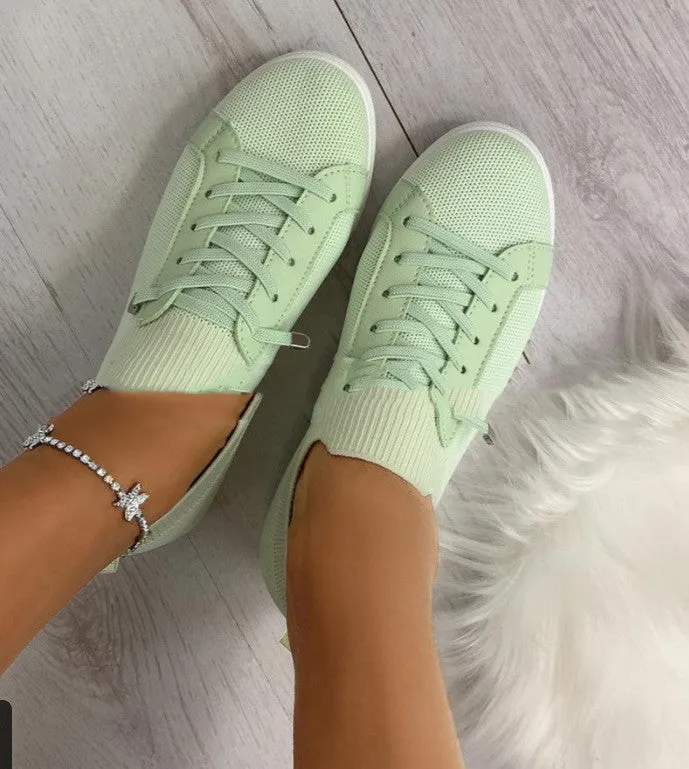 New Women's Shoes Round Toe Lace-Up Flat-bottomed Large Size Solid Color Breathable Shoes