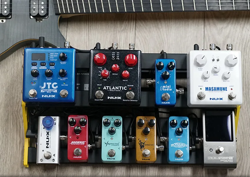 NUX Bumblebee Medium Manageable FX Pedalboard