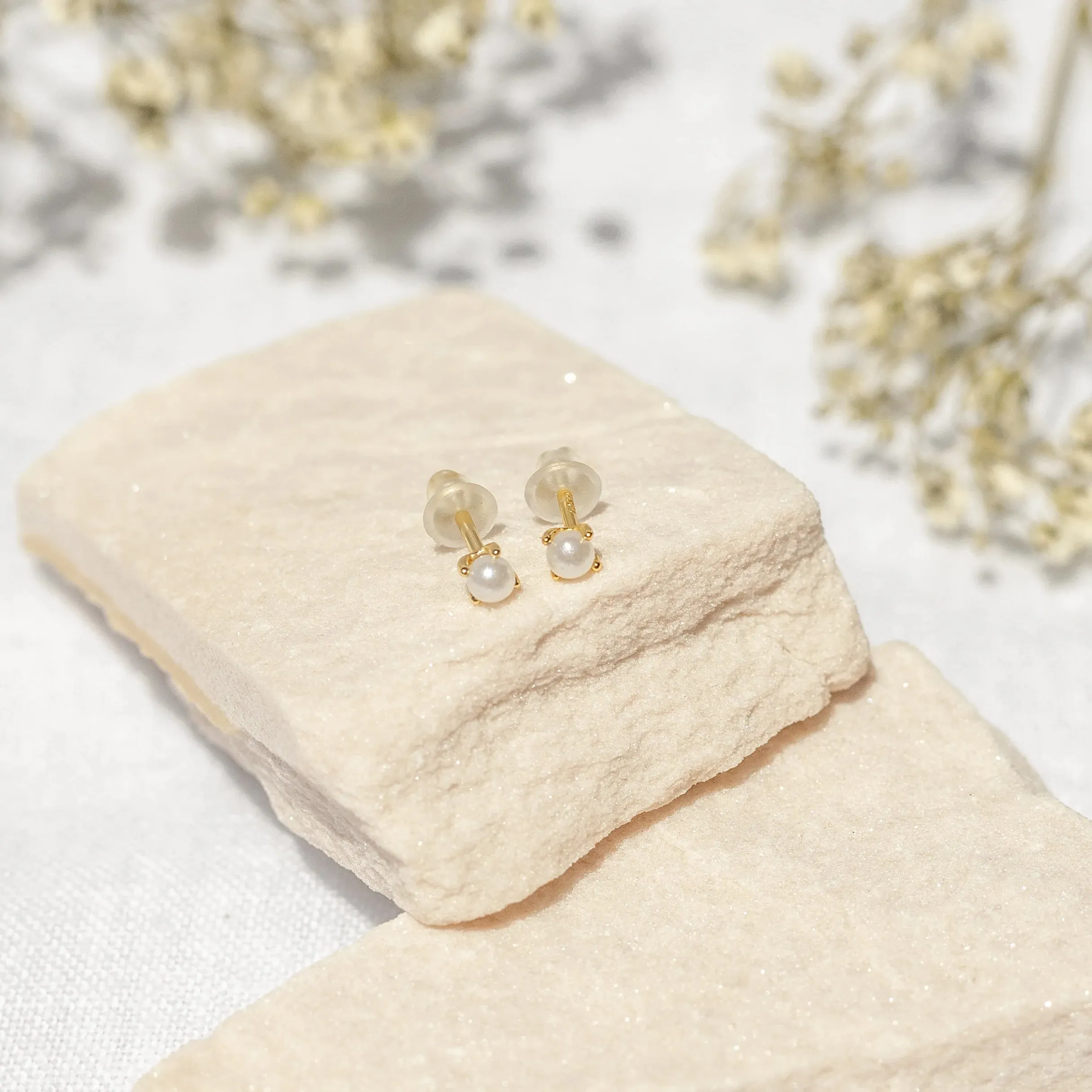 Pearl Diver Studs
