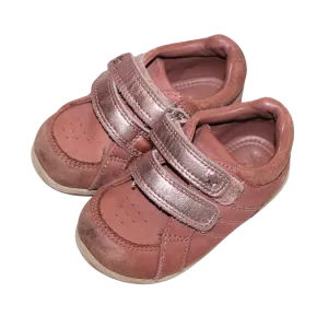 Pink Star Detail Shoes