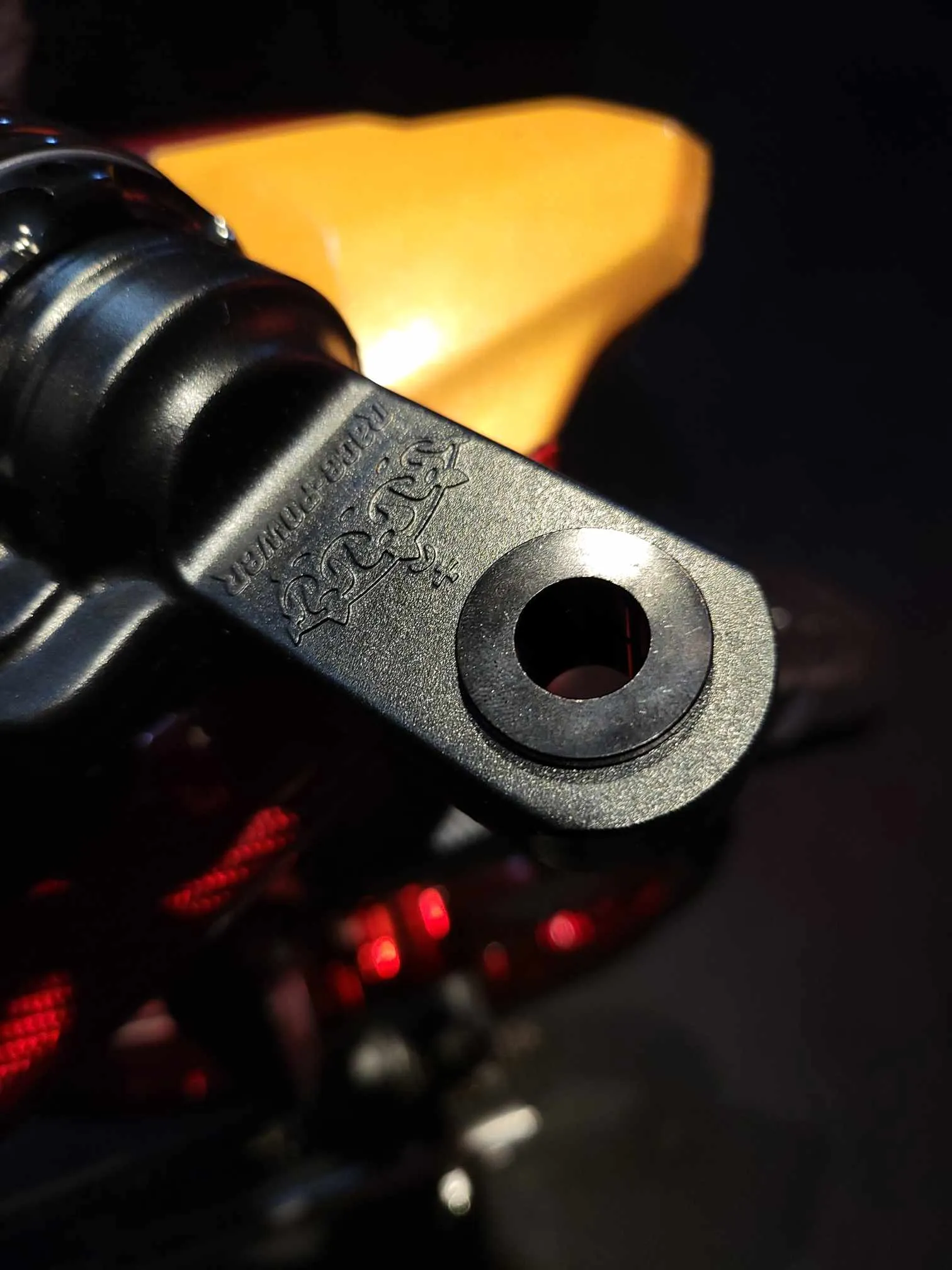 RACE POWER SHOCK FOR WAVE (BLACK)