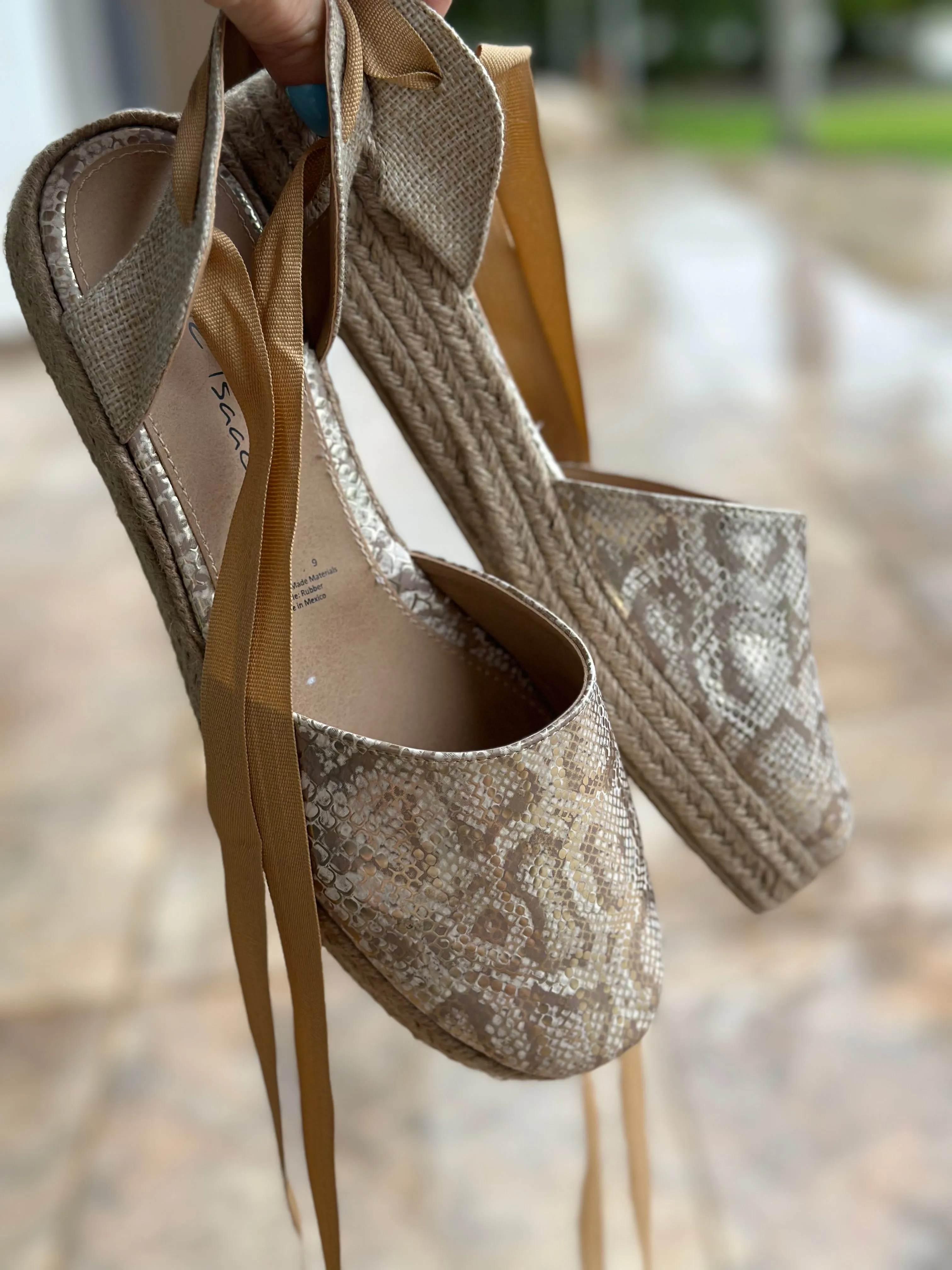 Sahar Gold Print