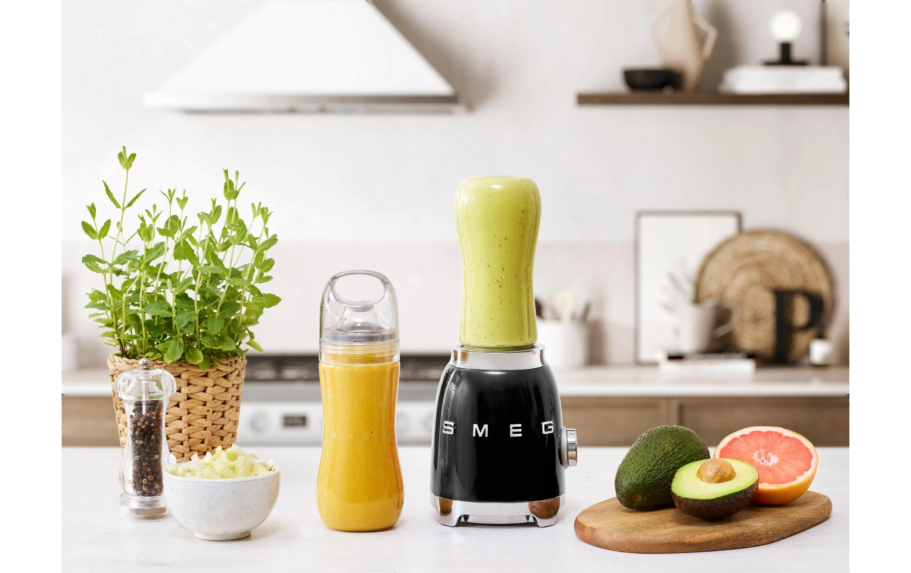 Smeg Personal Blender 50's Style Black PBF01BLEU