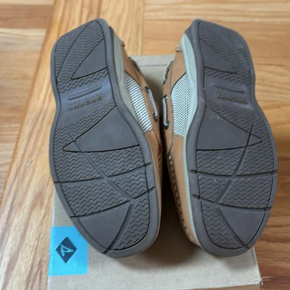SPERRY shoes - size 3m