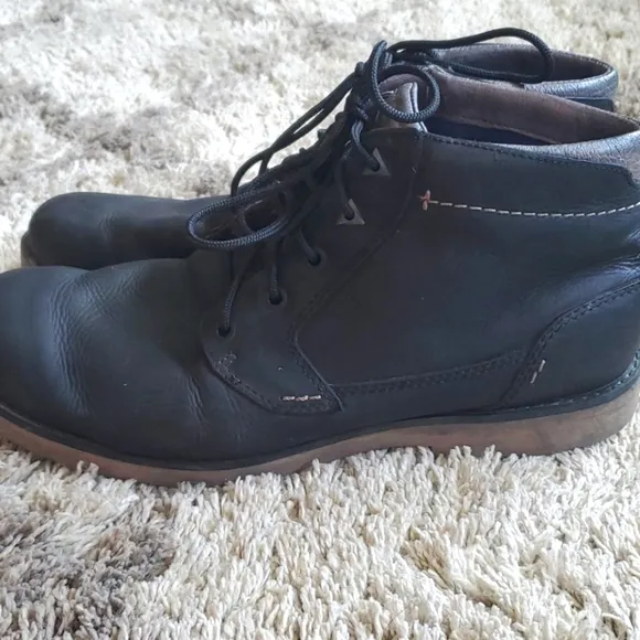 Teva Durban Leather Chukka Boot Size 11